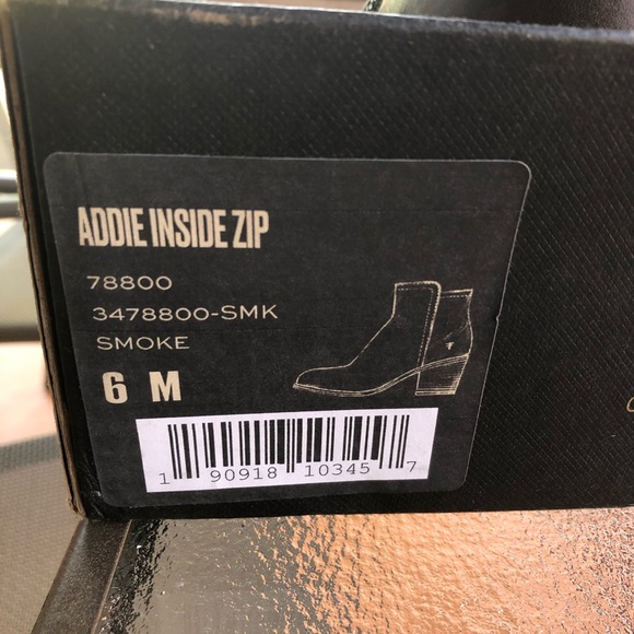 SOLD!Frye Addie Inside Zip Smoke Boots - Picture 10 of 11